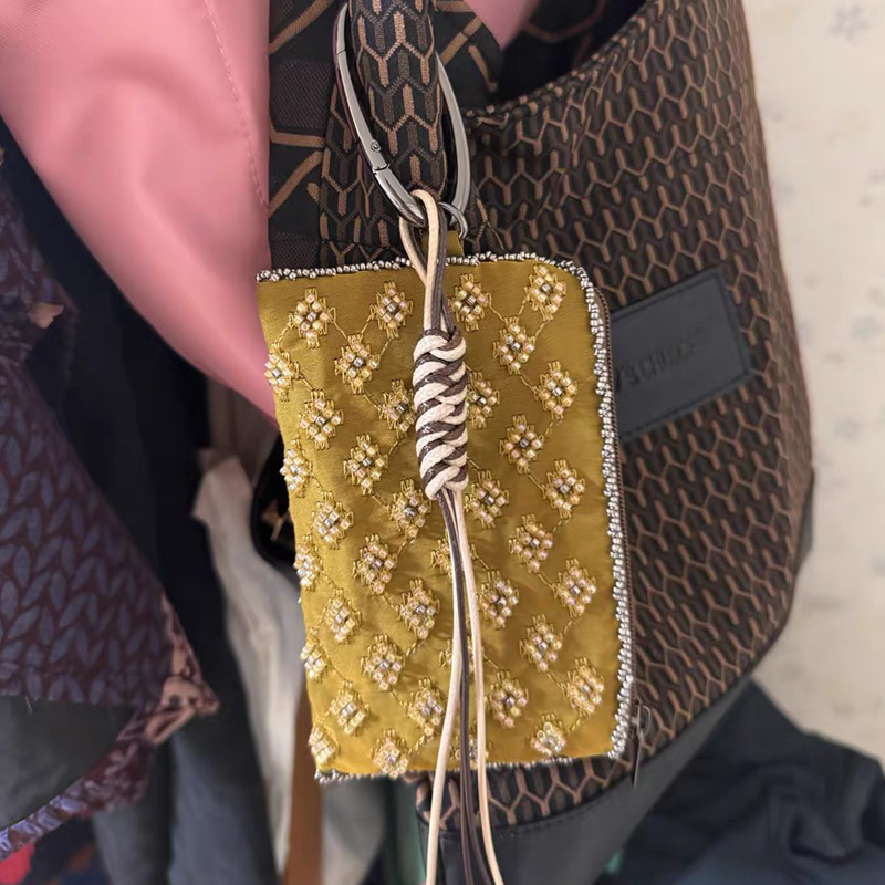 Luxury Bags 2026 - Mini Torebki z Ozdobnymi Akcesoriami dla