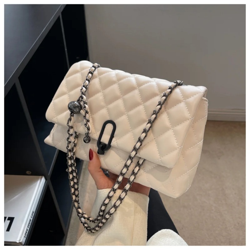 Damska beżowa torebka z łańcus – Luxury Bags For School recenzja i cena