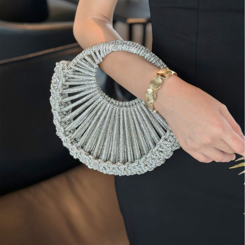 Błyszcząca Kopertówka Wieczoro – Luxury Bags 2026 recenzja i cena