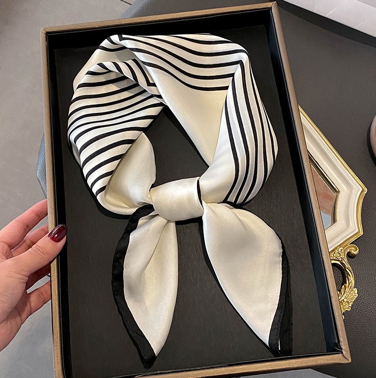 Luksusowy modny nadruk 70 * 70 – Luxury Bags Expensive recenzja i cena