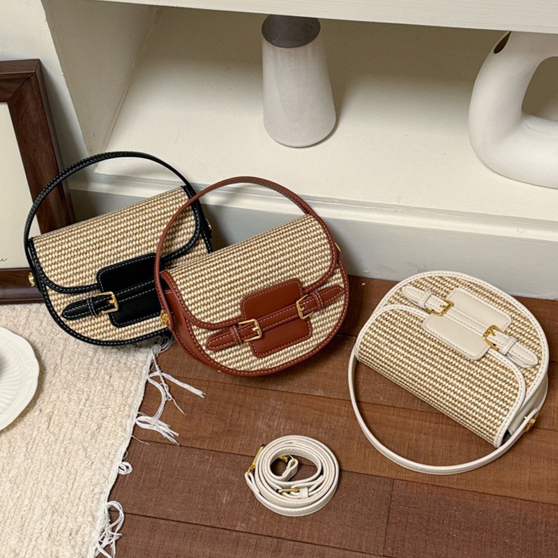 Mini torebki typu saddle bag w – Luxury Bags 2026 recenzja i cena